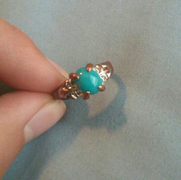 Ring - Picture 4 of 4
